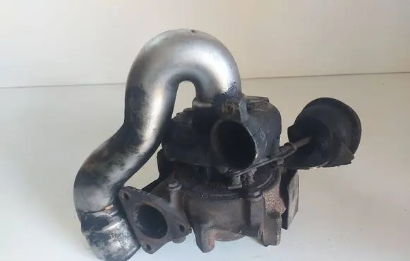 Audi A8 S8 D2 4D Turbo 057145702G