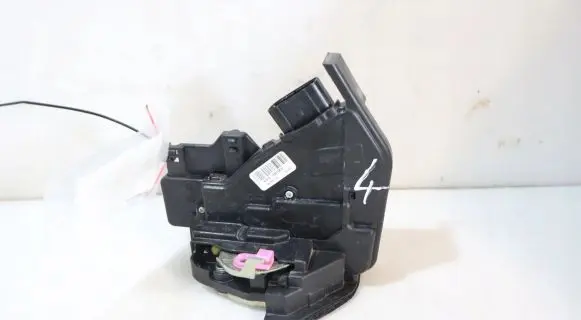 KIA Rio Rear door lock