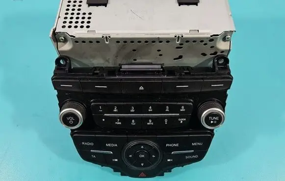 Ford Focus Radio/CD/DVD/GPS head unit F1ET18K811BD IMPRK1580341