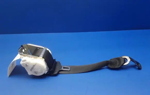 Mercedes-Benz C W204 Middle seatbelt (rear) A2048600085 33053533A