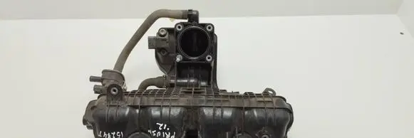 Toyota Prius+ (ZVW40) Intake manifold 1712037052