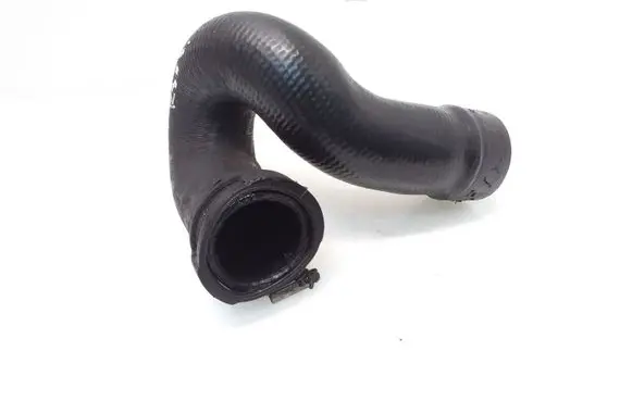 Audi A4 S4 B7 8E 8H Intercooler hose/pipe