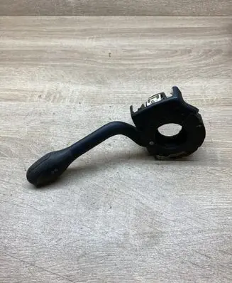 Volkswagen Caddy Indicator stalk DOTSAEQB91