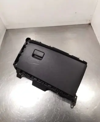 Toyota Yaris XP210 Glove box 55550K0030 55552K0030 8000656