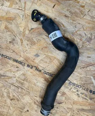 Jaguar E-Pace Air intake hose/pipe L4P39K617BB LR135728 L4P3-9K617-BB