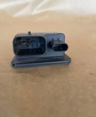 BMW 4 F36 Gran coupe Glow plug pre-heat relay 0281003115
