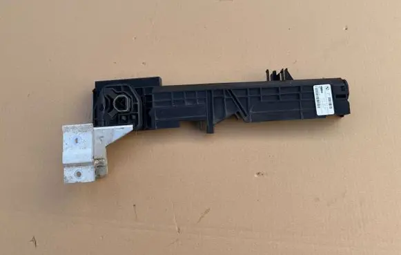 BMW 1 F20 F21 Side radiator support slam panel 7600536