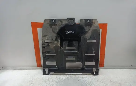 Isuzu D-Max Engine splash shield/under tray
