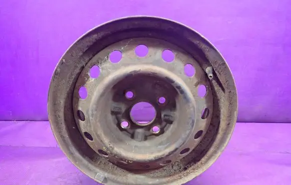 Toyota Yaris Verso R14 steel rim 