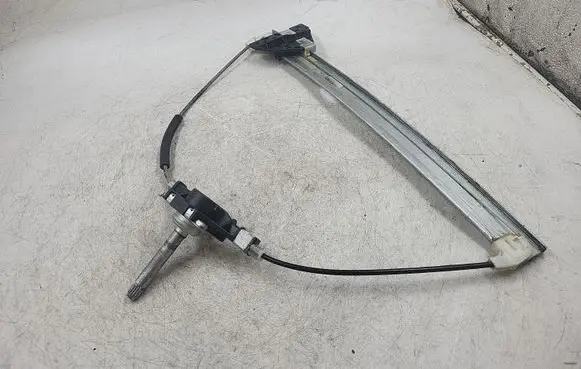 Mazda 3 I Front window lifting mechanism without motor 
