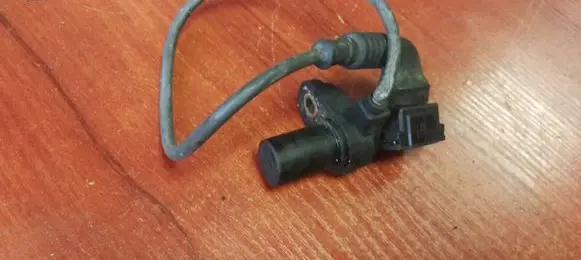 BMW 7 E38 Crankshaft position sensor 7539166