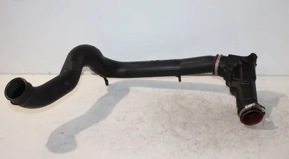 Volvo XC70 Intercooler hose/pipe 30794888