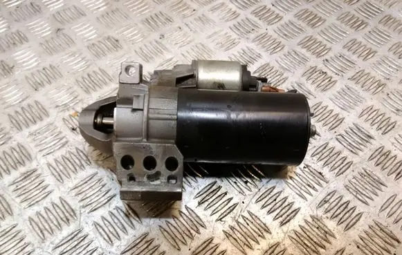 BMW 7 F01 F02 F03 F04 Starter motor 8570382