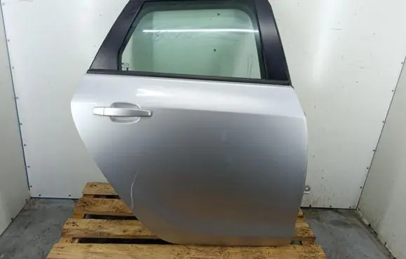 Opel Astra J Rear door Z176