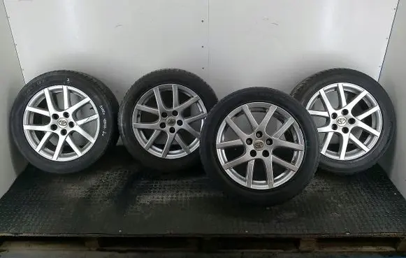 Toyota Verso R17 alloy rim HL44472