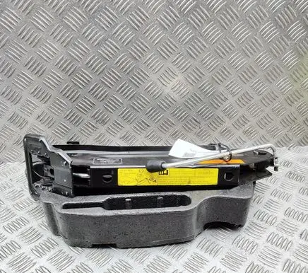 Porsche Cayenne (92A) Lift Jack 7P5012178 7P0011031A