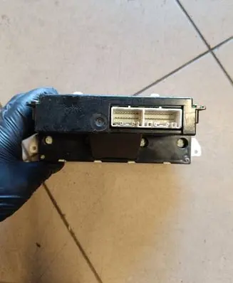 Toyota Avensis T220 Climate control unit 5590005091 MB1465700540
