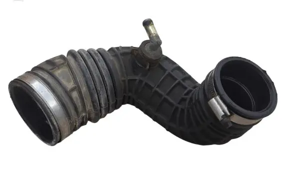 Nissan Terrano Air intake hose/pipe
