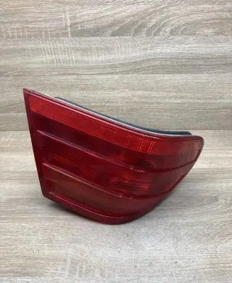 Mercedes-Benz E W210 Rear/tail lights A2108200164