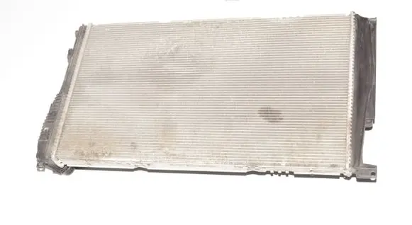 BMW 4 F36 Gran coupe Coolant radiator 8673370 17118673370 7600523
