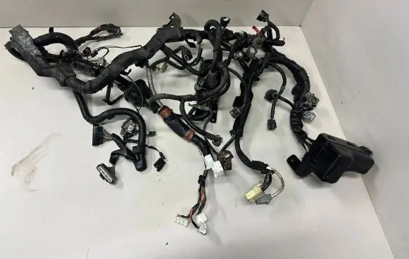 Toyota Avensis T250 Engine installation wiring loom