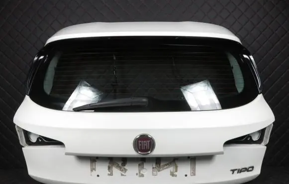 Tailgate/trunk/boot lid