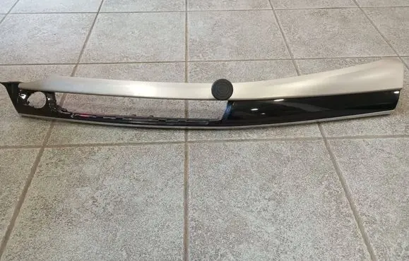 BMW X6 G06 Radio/GPS head unit trim 5187100 5187200