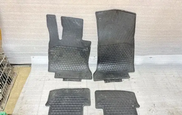 Mercedes-Benz C W205 Car floor mat set A2056802548