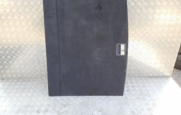 Trunk/boot floor carpet liner