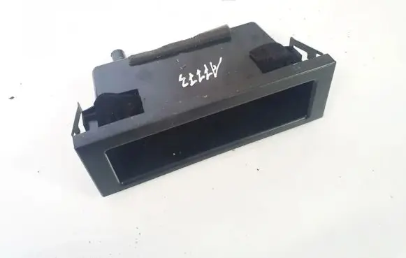 Mazda 626 Glove box e017669m0