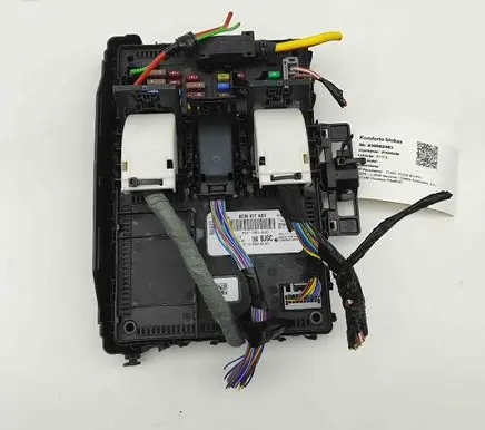 Ford Kuga III Central body control module RU5T15604BJGC