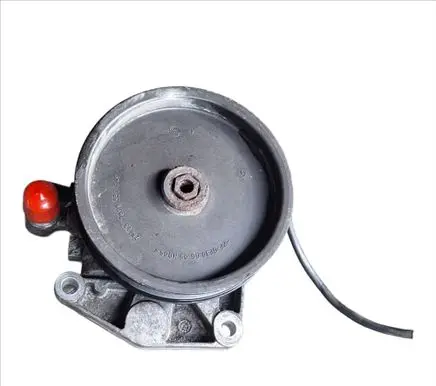 Mercedes-Benz CLS C219 Power steering pump LH2113593
