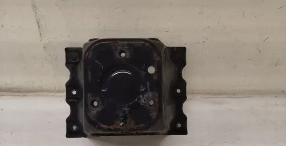 Mitsubishi Pajero Spare wheel mounting bracket 43R00122