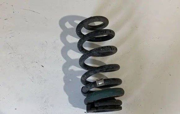 Dodge Durango III Rear coil spring 68085245AB