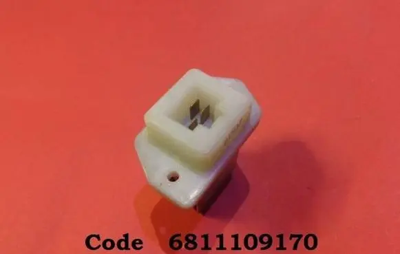 SsangYong Actyon Heater blower motor/fan resistor 6811109170 6811834000