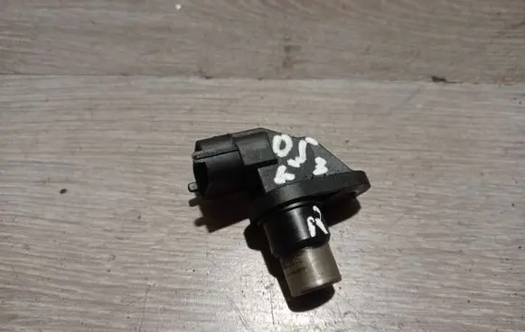 Volvo V70 Camshaft position sensor 0232103033 8631533