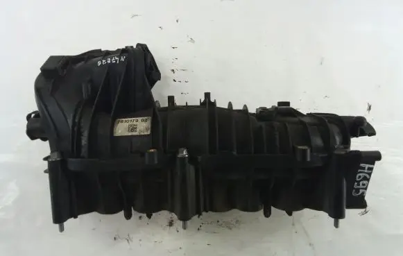 BMW 1 E82 E88 Intake manifold 7810179