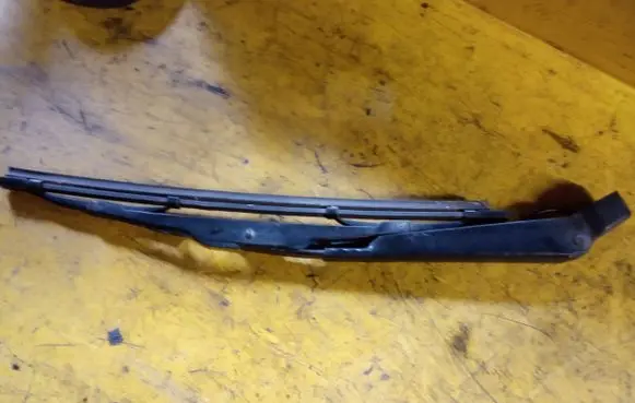 Ford Focus Rear wiper blade 7C2Z17526A