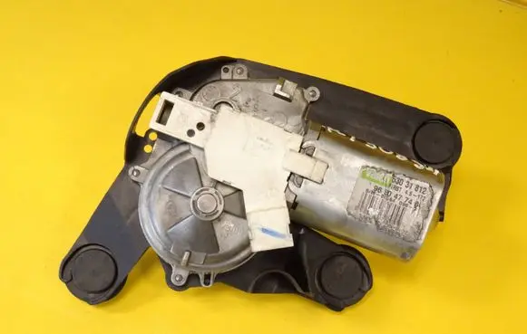 Peugeot 308 SW Rear window wiper motor 9680477480 53031812
