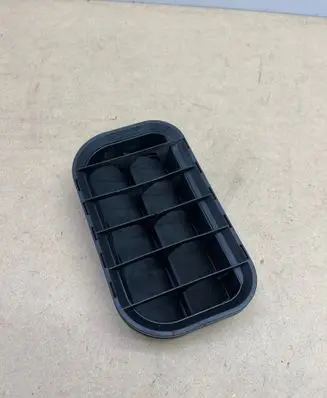 Audi TT TTS Mk2 Quarter panel pressure vent 4A0819181