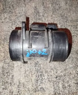 Nissan Qashqai+2 Mass air flow meter 82006825587 022053065 5WK97021