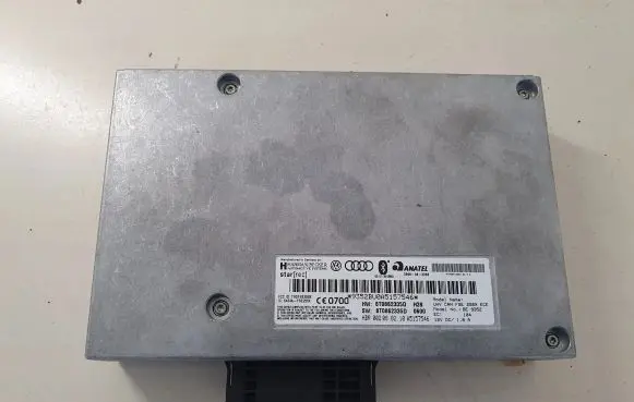 Audi A5 8T 8F Bluetooth control unit module 8T0862335D
