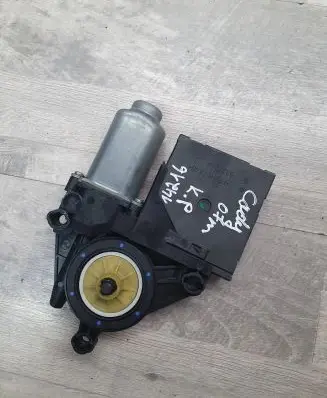 Volkswagen Caddy Front door window regulator motor 1T0959701D 402025C HW006SW12XX