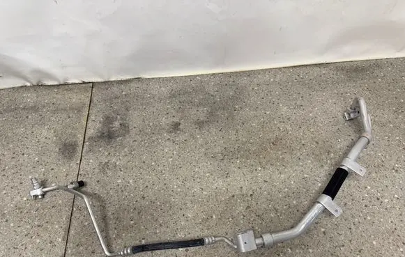 BMW XM Air conditioning (A/C) pipe/hose 9875482 N76T13BC0