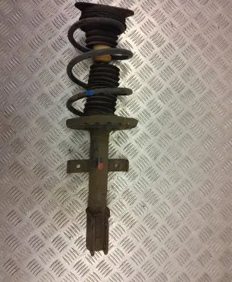 Renault Captur Front shock absorber with coil spring