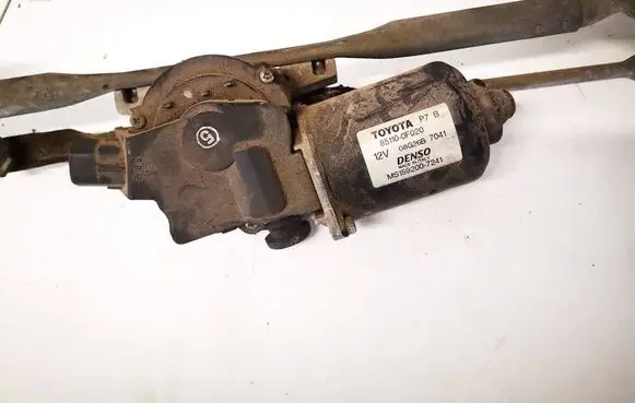 Toyota Corolla Verso AR10 Wiper motor 851100F020