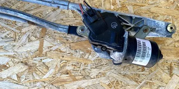 Chrysler 300M Front wiper linkage and motor P04574577AC T3069A6076 AX1590104725