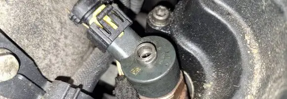 Opel Zafira B Fuel injector 0445110165