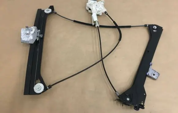 Mercedes-Benz CLK A209 C209 Rear door window regulator with motor A2308201042 106257102