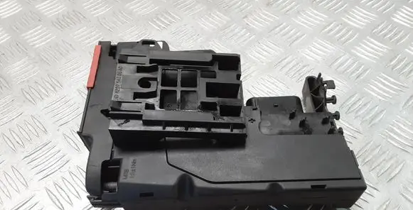 Mercedes-Benz C W204 Fuse module A2075401850